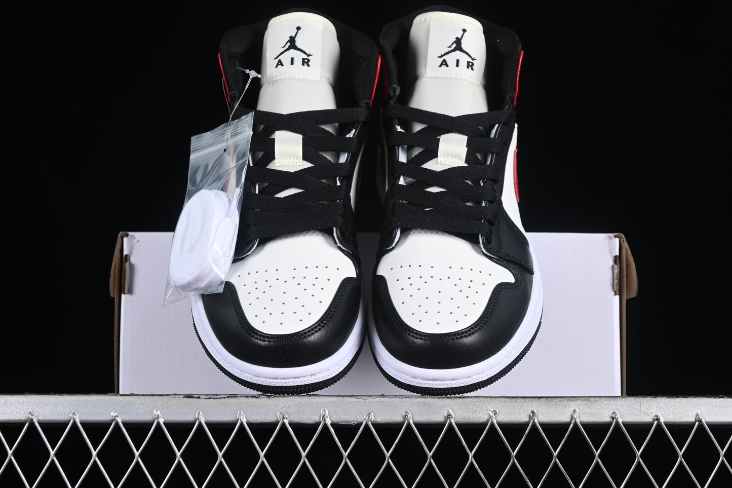 Black Toe