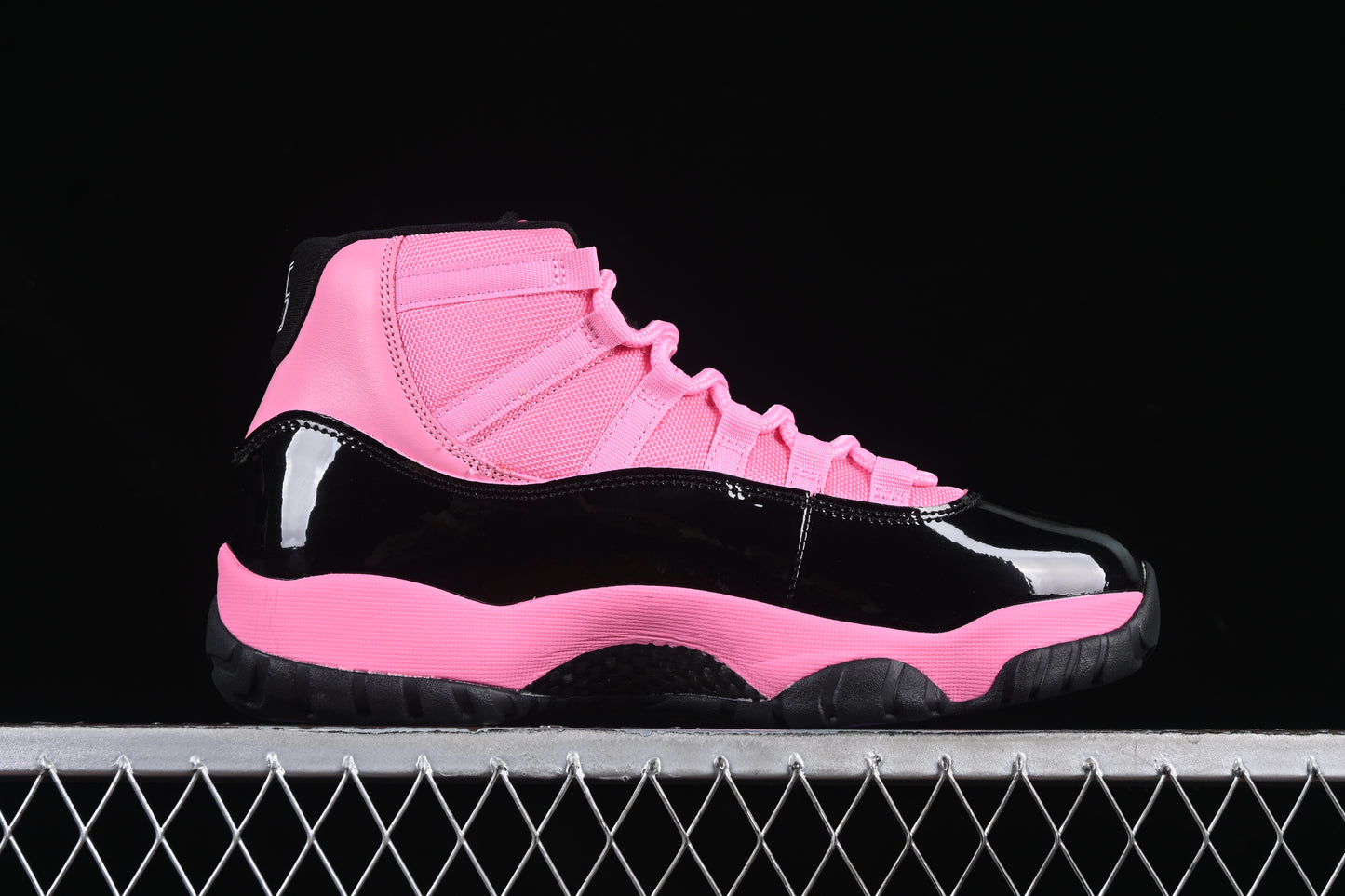 AJ11 Mid