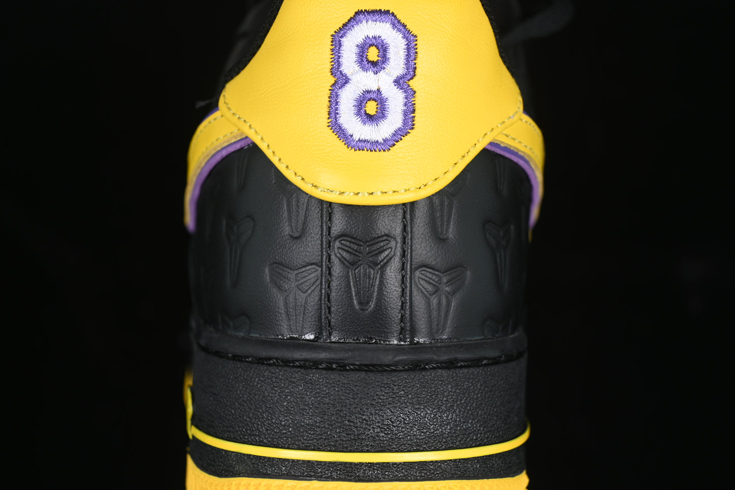 Lakers Away