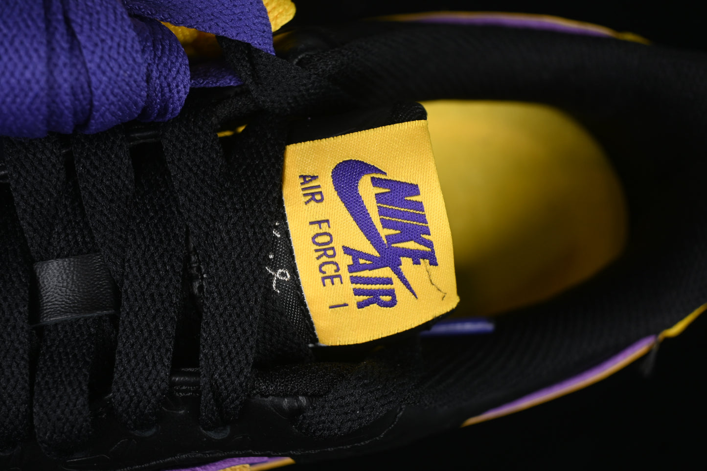 Lakers Away