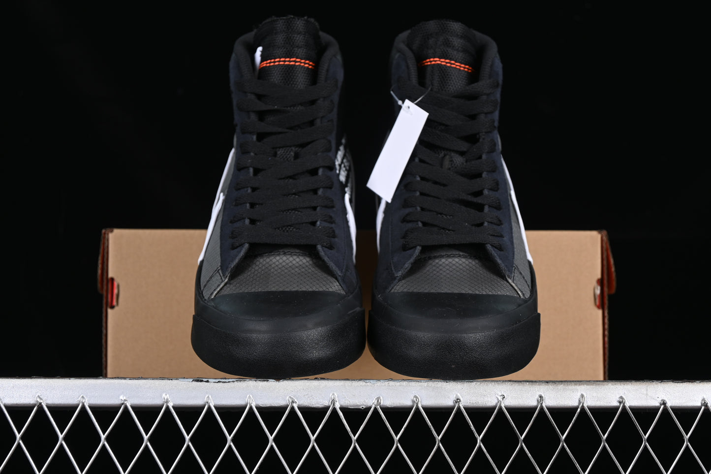 Blazer Mid