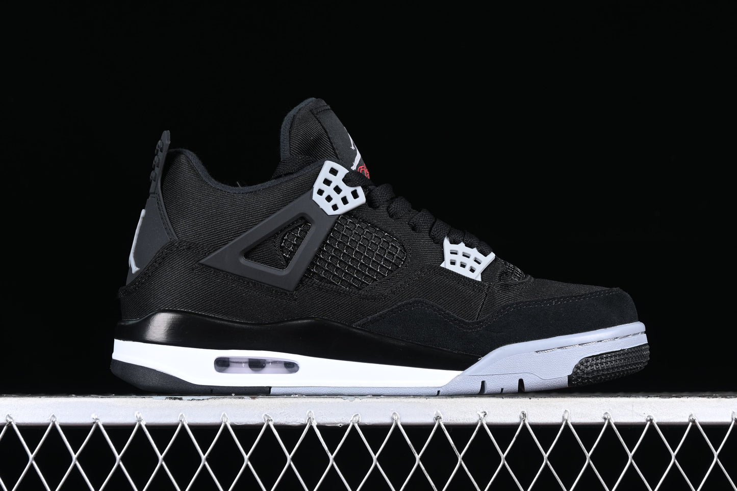 Black Canvas