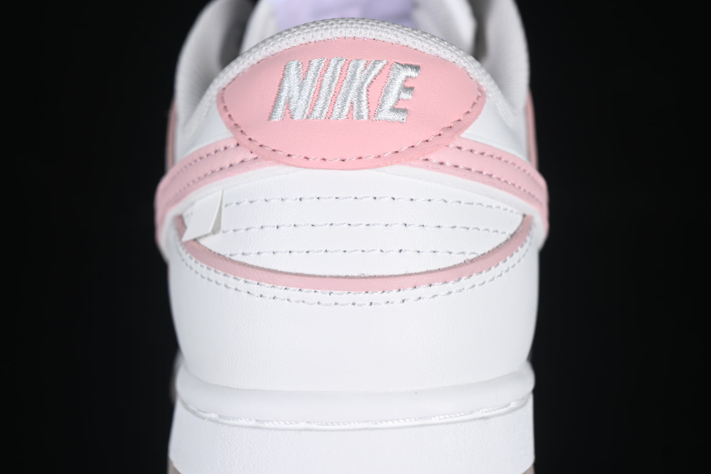 SB Dunk Low