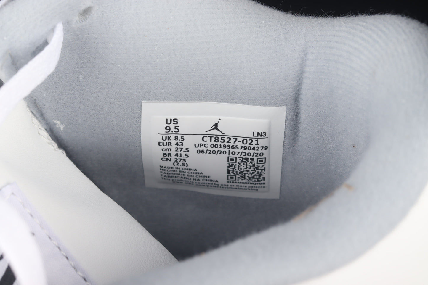 Light Smoke Grey