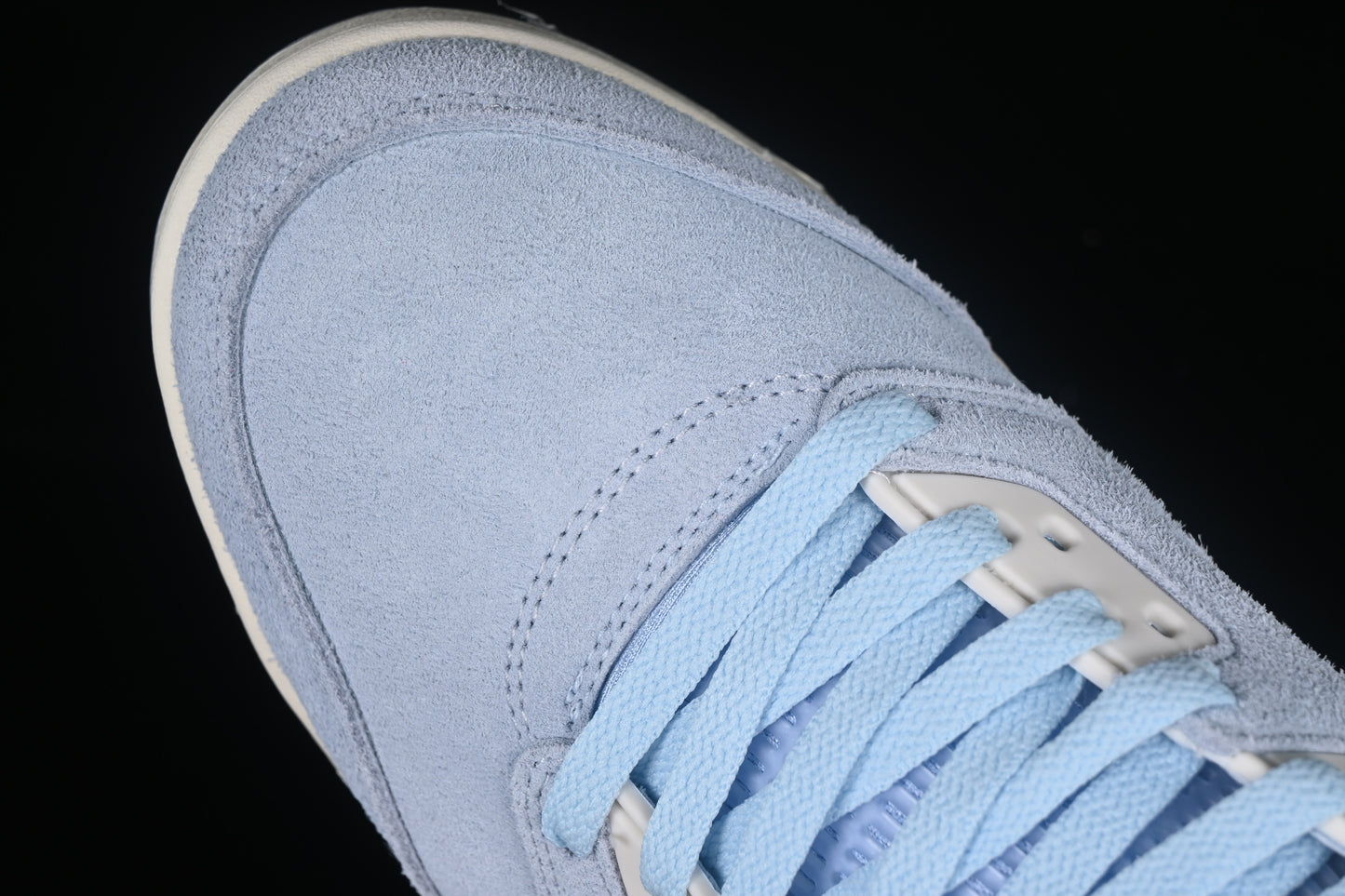 Trophy Ice Blue