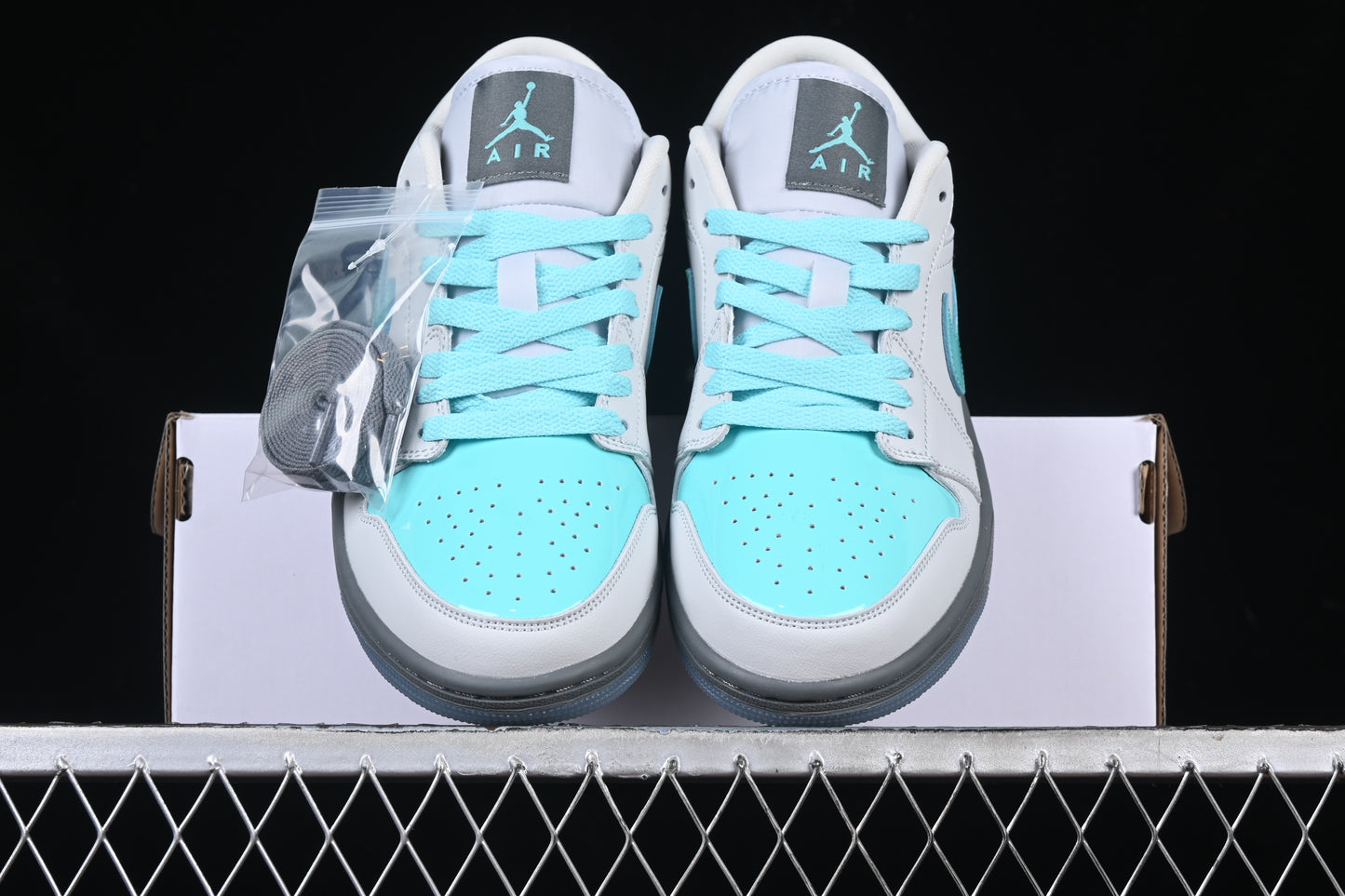 AJ1 Low