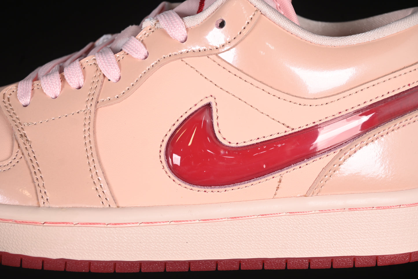 AJ1 Low