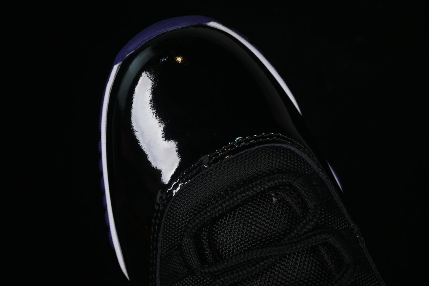 AJ11 Mid