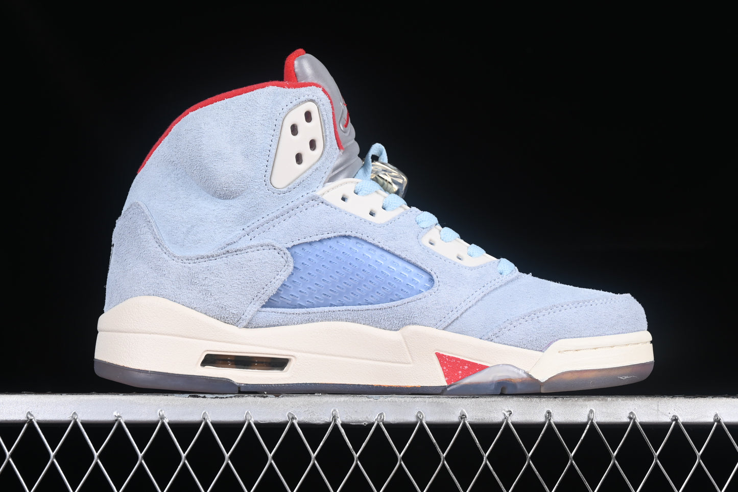 Trophy Ice Blue