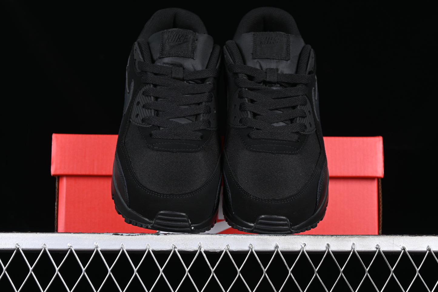 Air Max 90 Essential