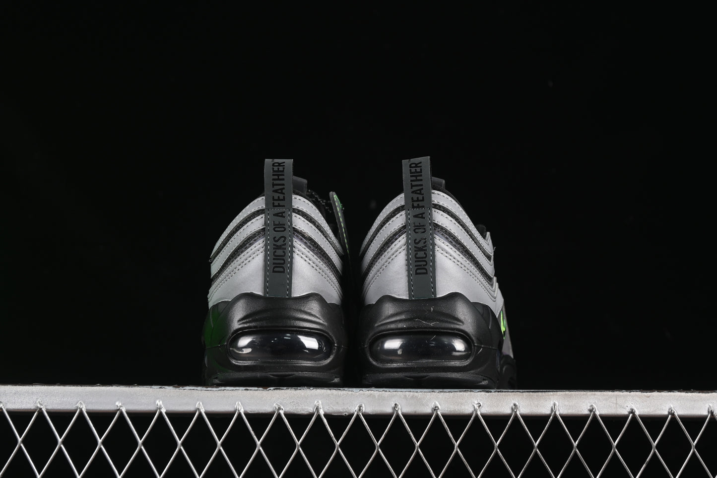 University of Oregon ‘Lightning’ PE