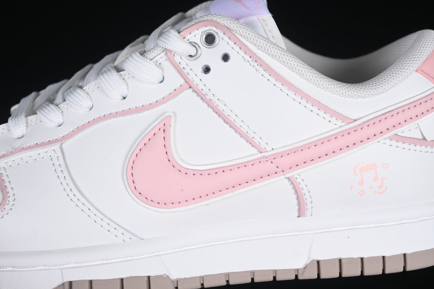 SB Dunk Low