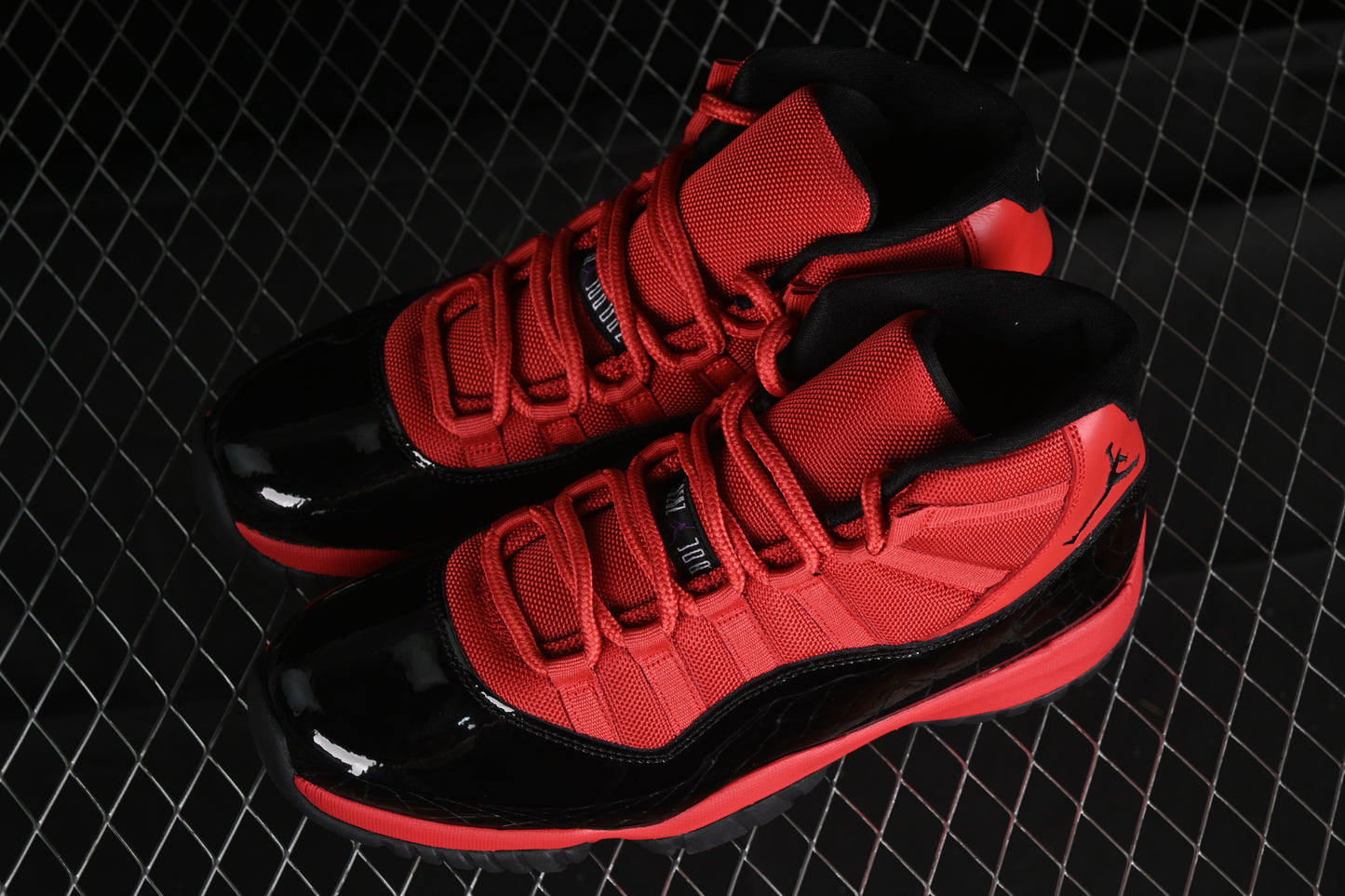 AJ11 Mid