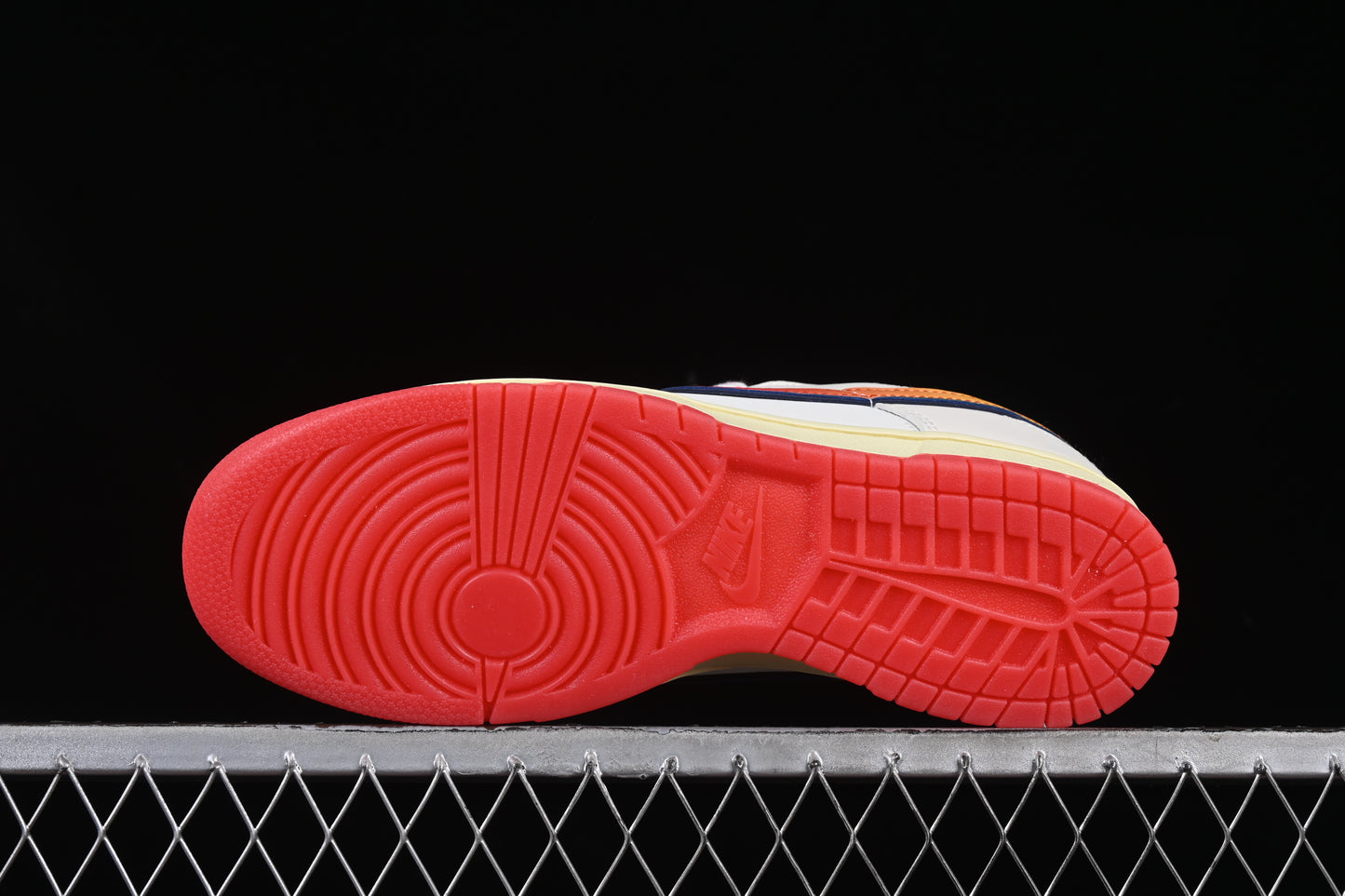 SB Dunk Low