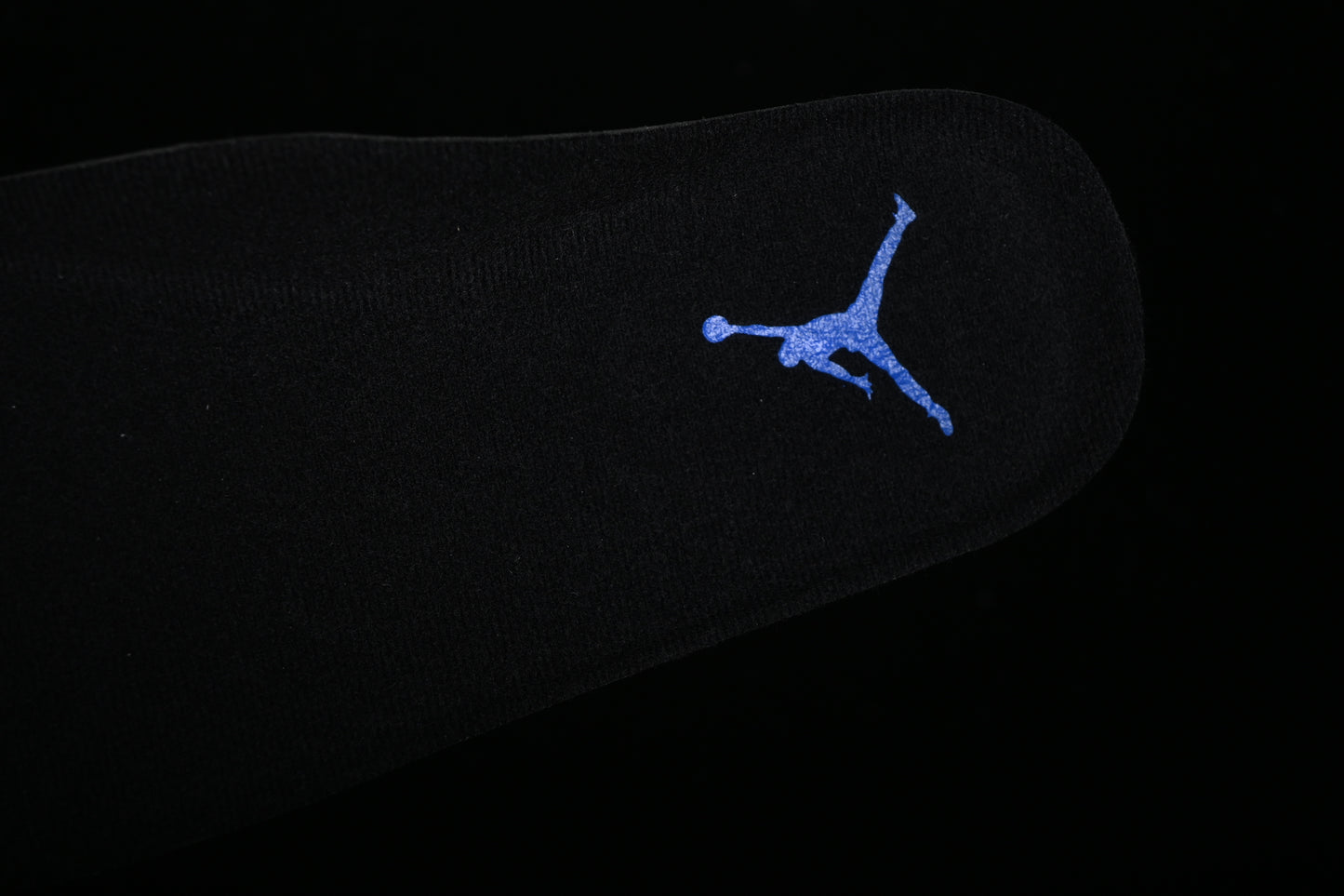 AJ11 Mid