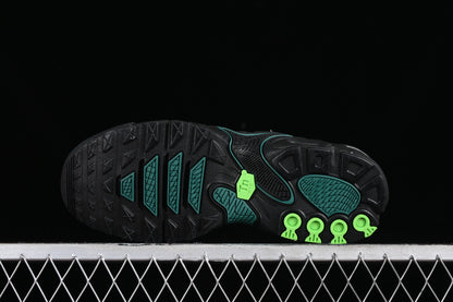 Air Max Plus Drift