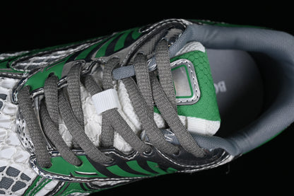 Orbit Sneaker