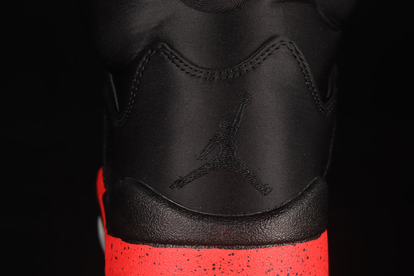 Satin Bred