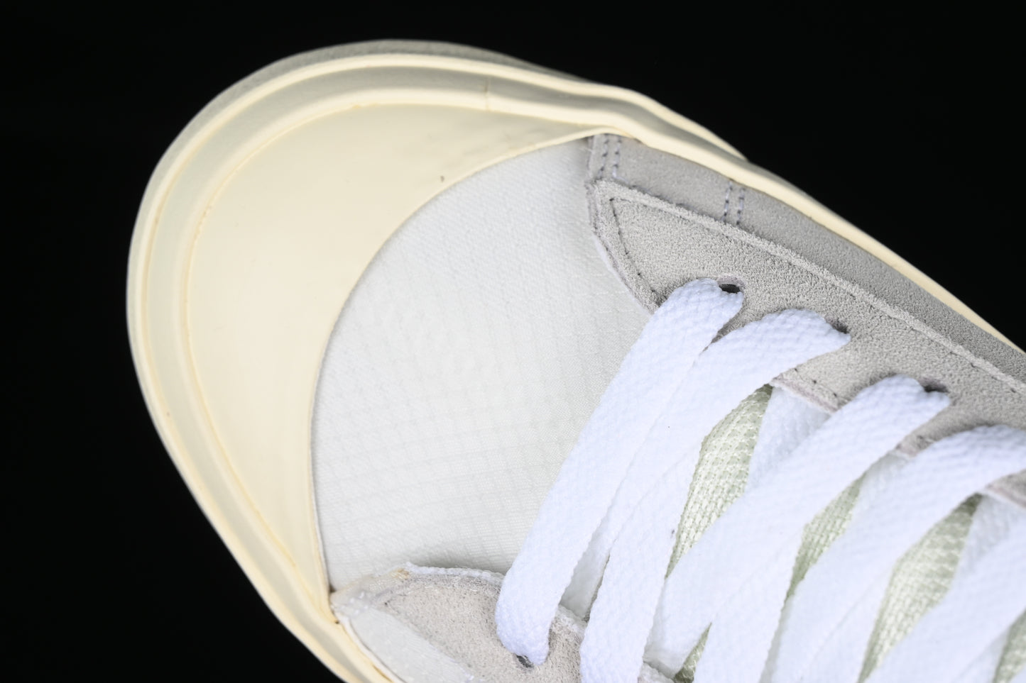 Blazer Mid