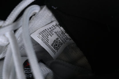 AJ11 Mid