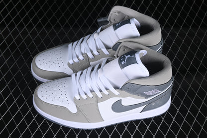AJ1 Mid