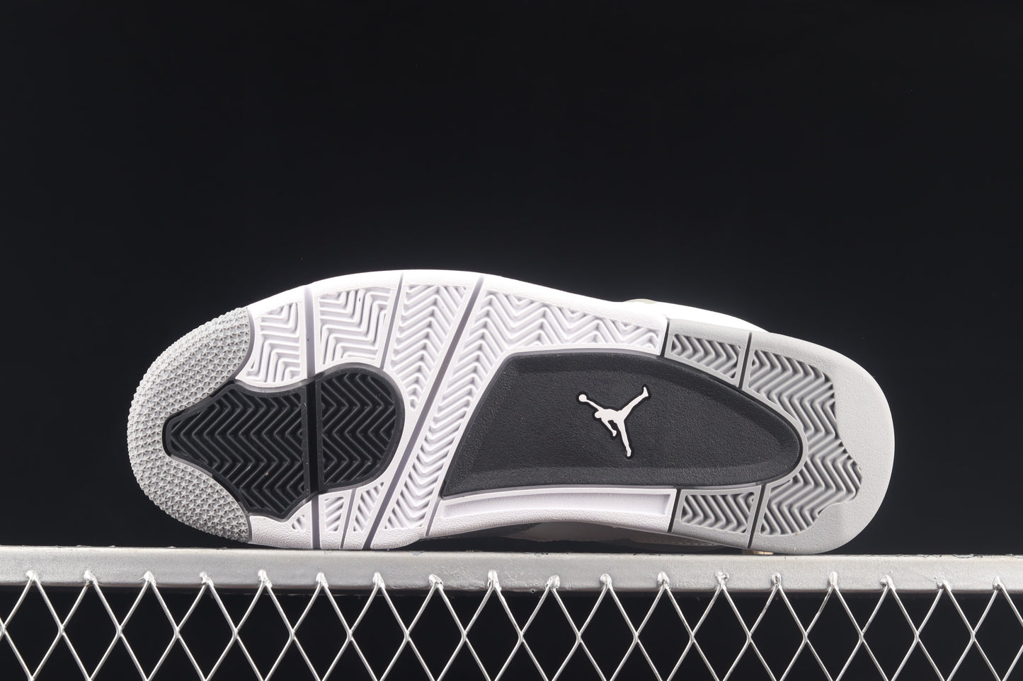 Light Smoke Grey