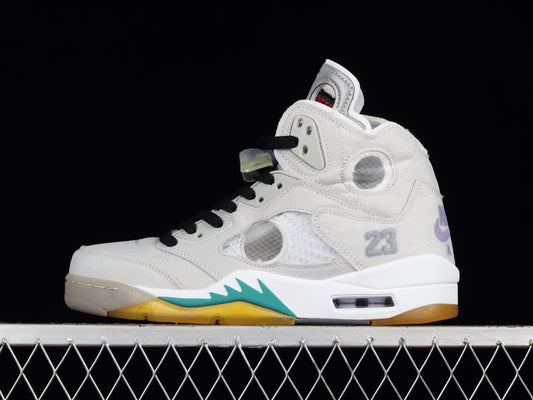 AJ5 Retro