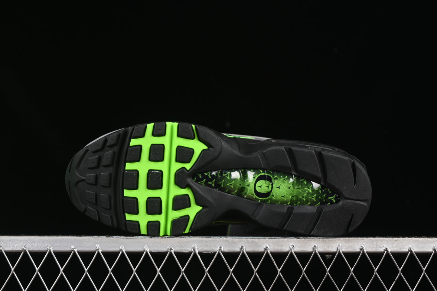 University of Oregon ‘Lightning’ PE