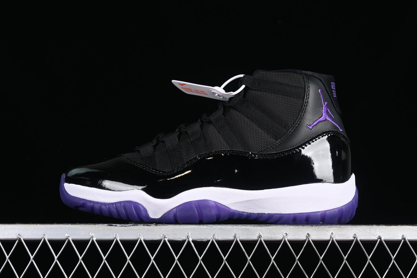 AJ11 Mid