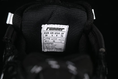 Runner Sneaker