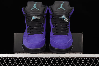 Alternate Grape