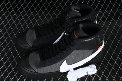 Blazer Mid