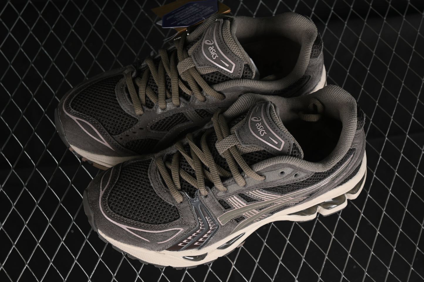 Gel-Kayano 14