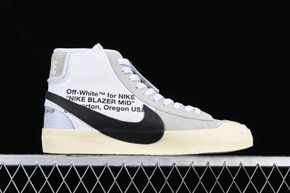 Blazer Mid