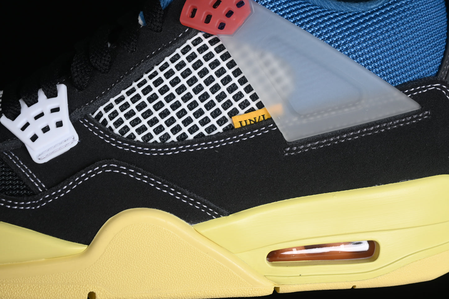 AJ4 Retro