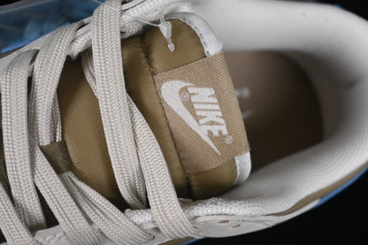 SB Dunk Low Premium