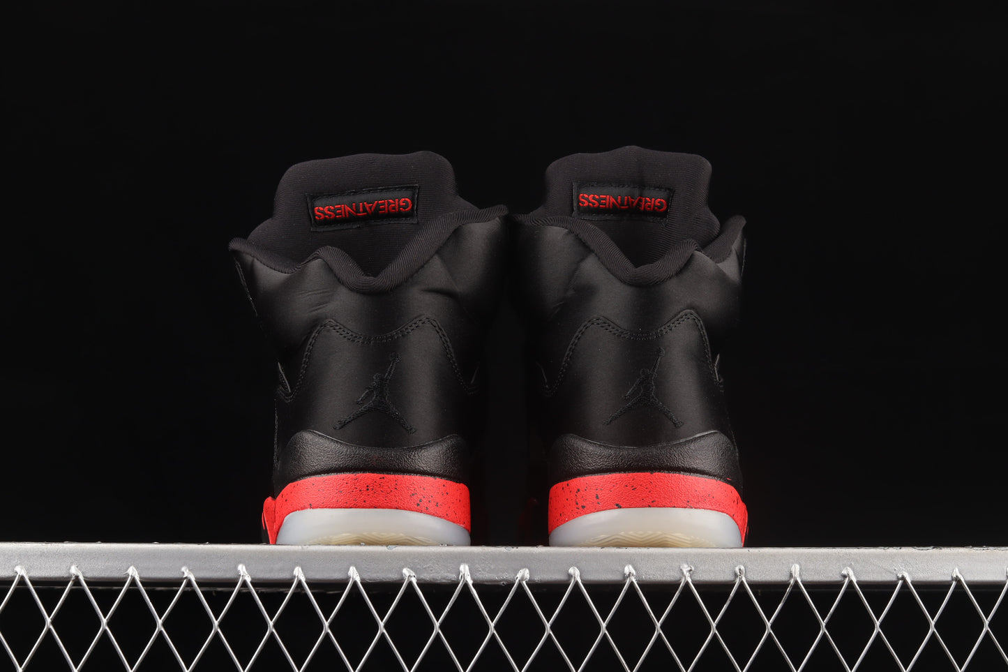 Satin Bred