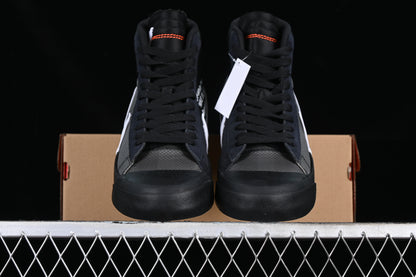 Blazer Mid