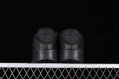 Air Max 90 Essential