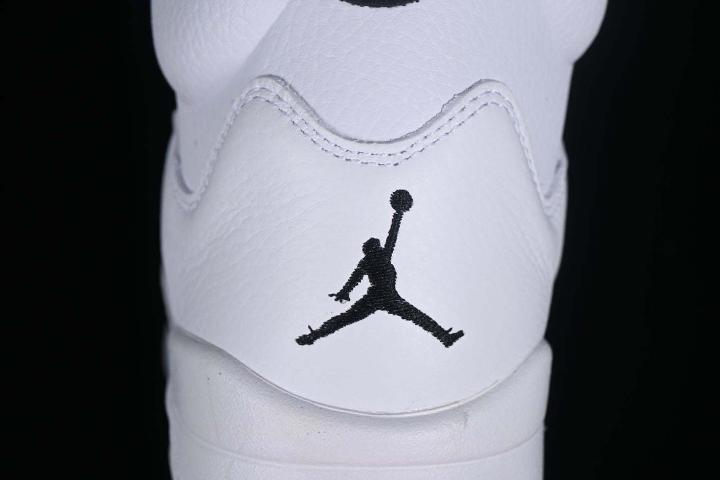 AJ5 Retro