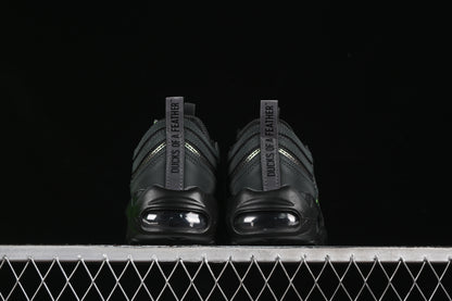 University of Oregon ‘Thunder’ PE
