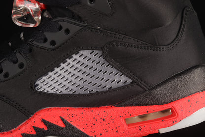 Satin Bred