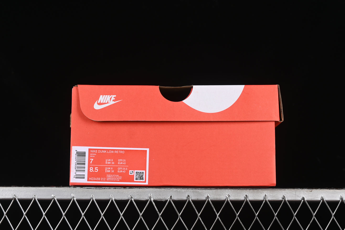 SB Dunk Low