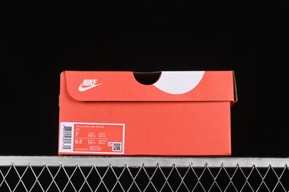 SB Dunk Low