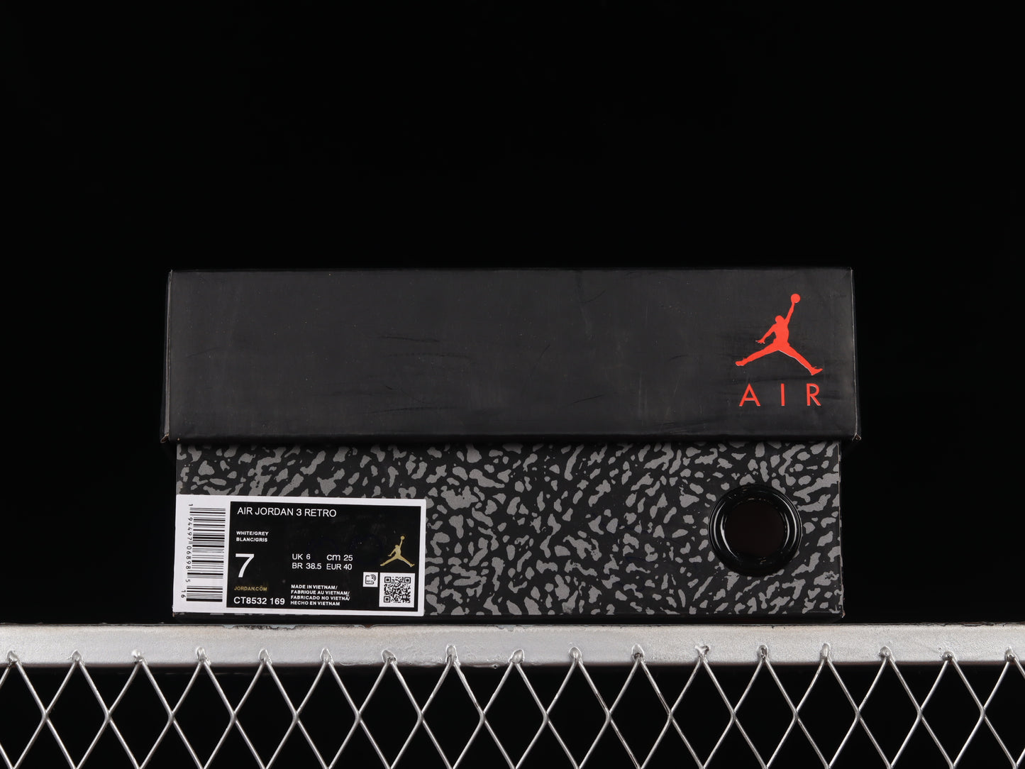 AJ3 Retro