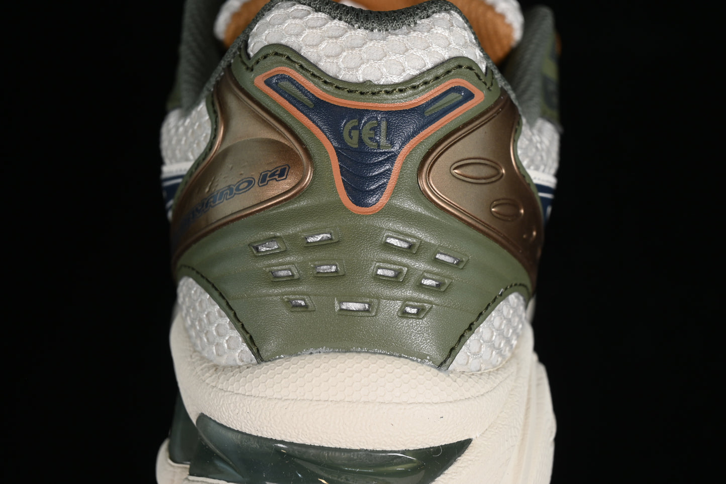 Gel-Kayano 14