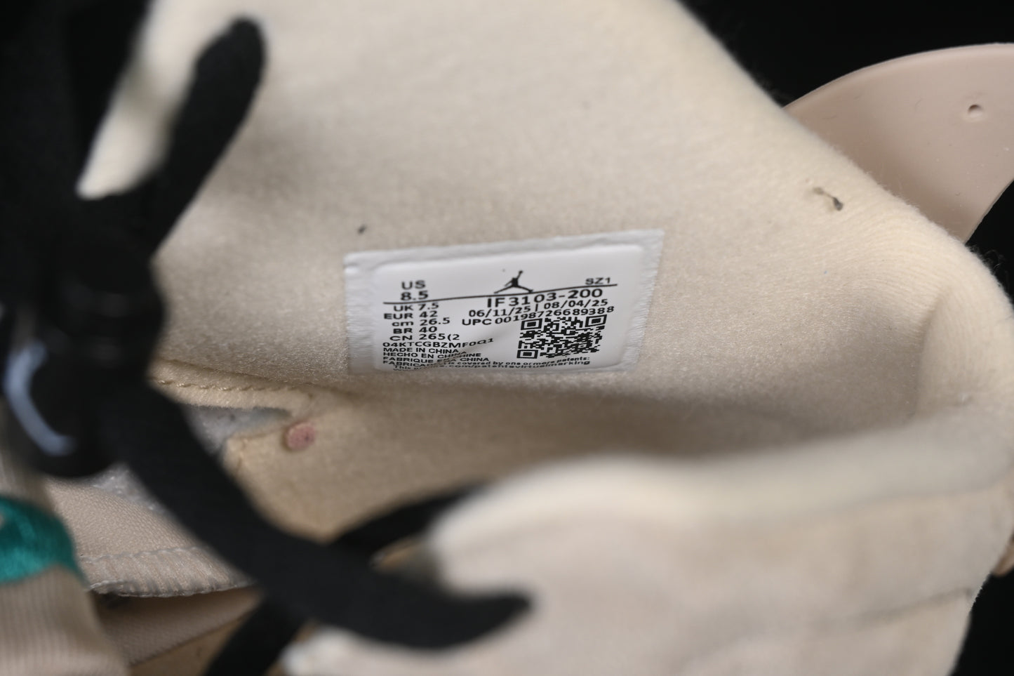 A Ma Maniere ‘Sail’