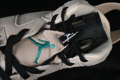 A Ma Maniere ‘Sail’