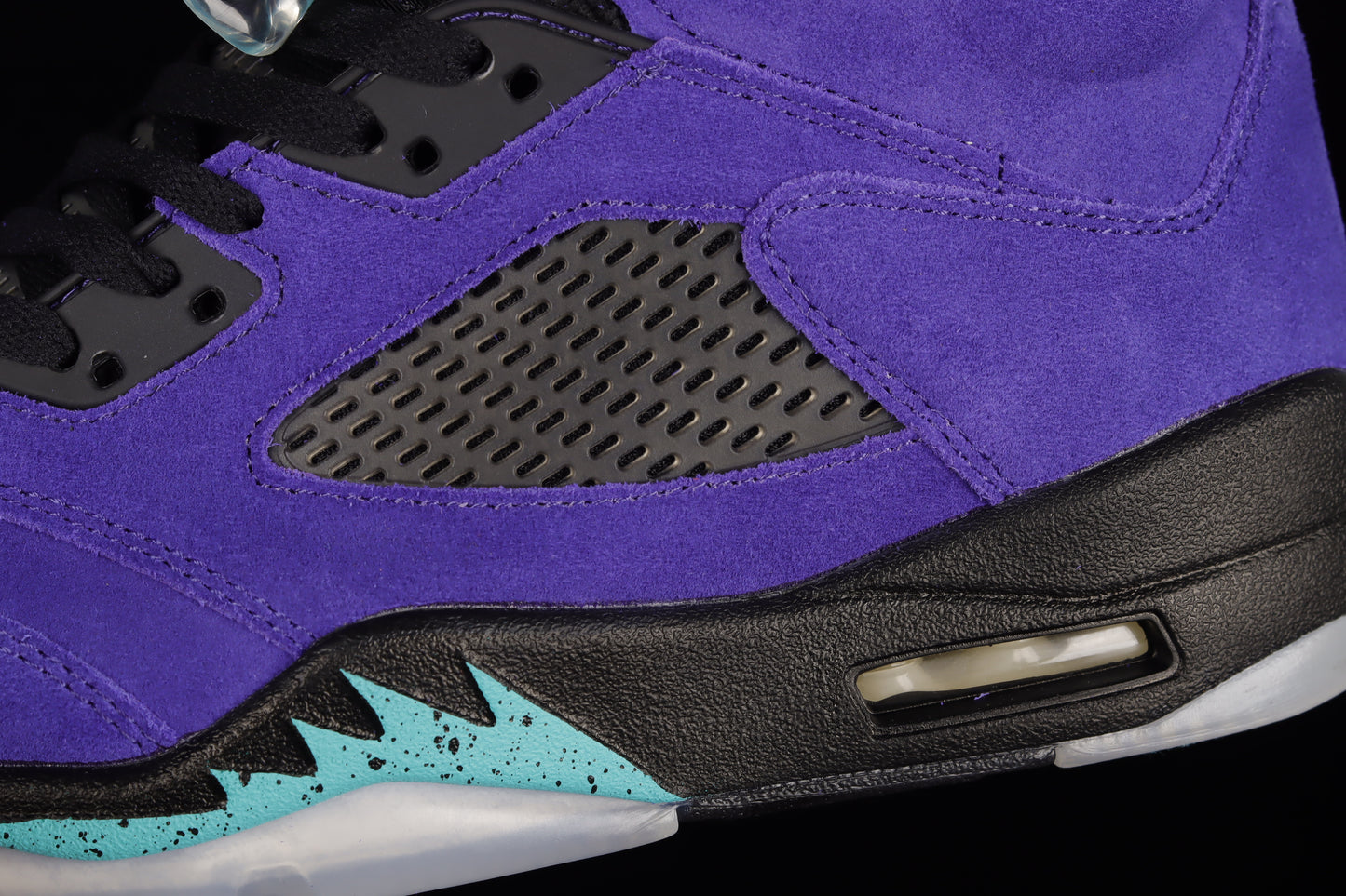 Alternate Grape