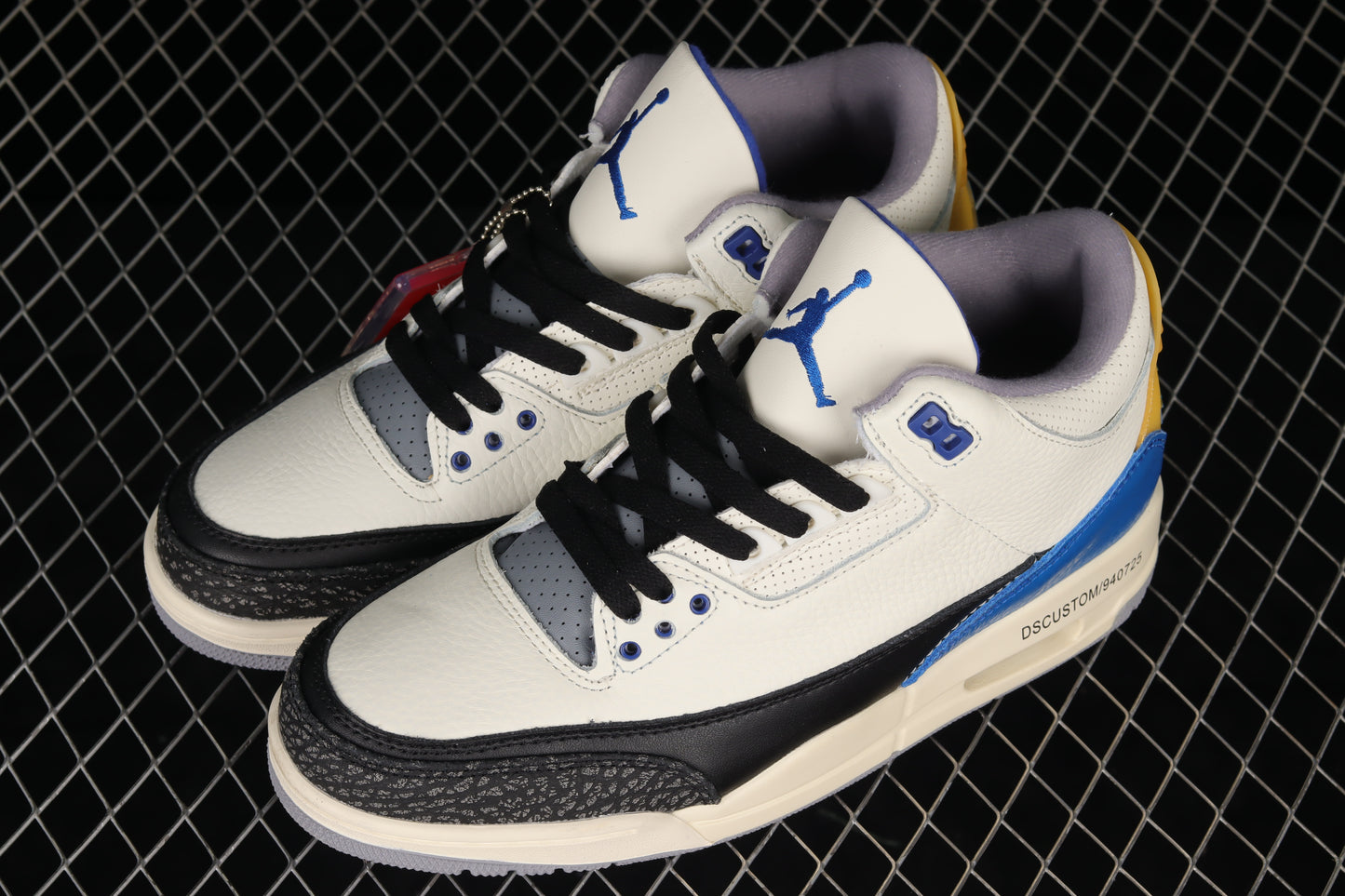 AJ3 Retro